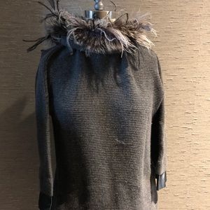 Genuine fur neck sweater